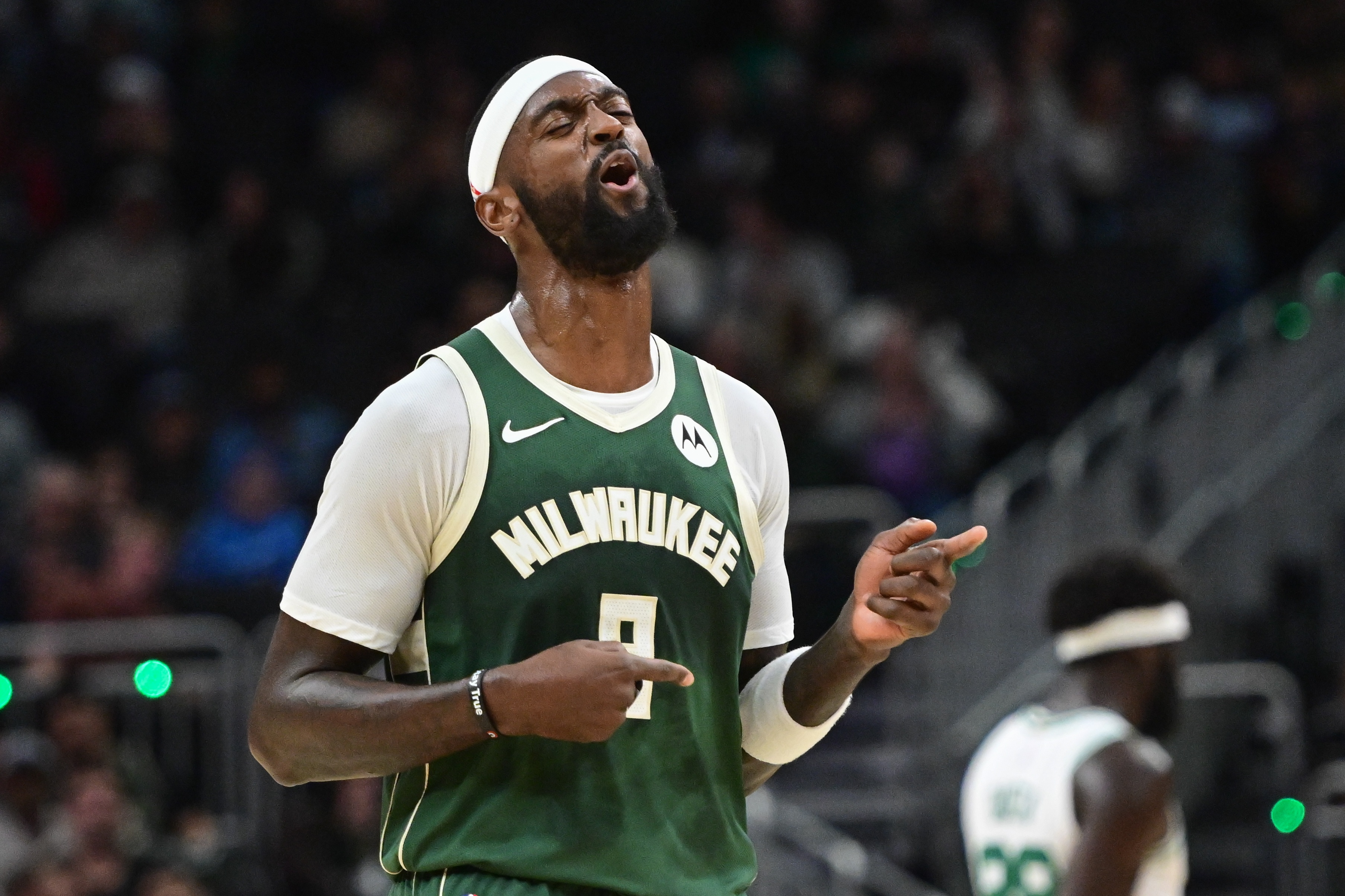 这么多铁人！波蒂斯&amp;罗林斯&amp;哈里斯半场合计14中2仅拿7分